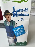 Latte di montagna uht intero