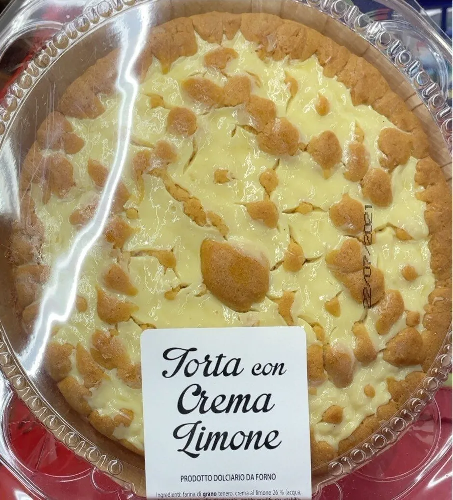 Torta con crema limone