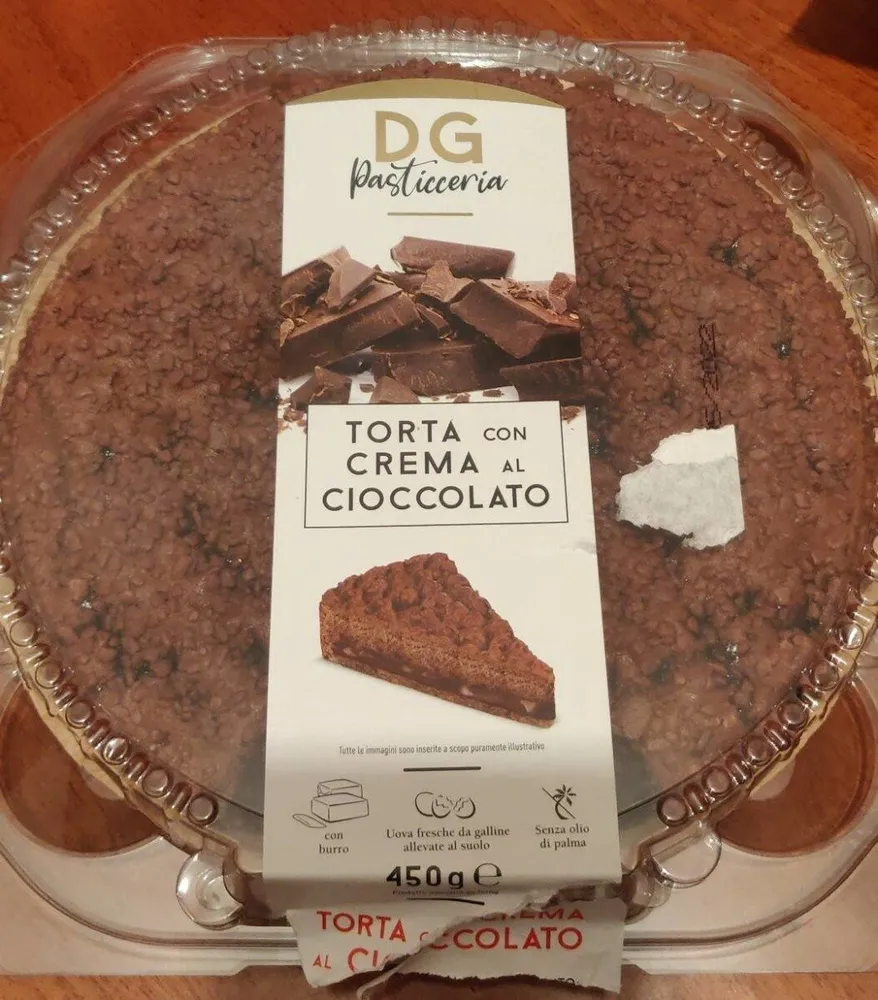 Torta con crema al cioccolato