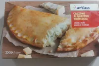 Calzone ai quattro formaggi