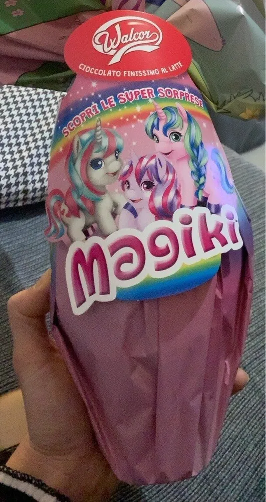 Uovo cioccolato al latte Magiki