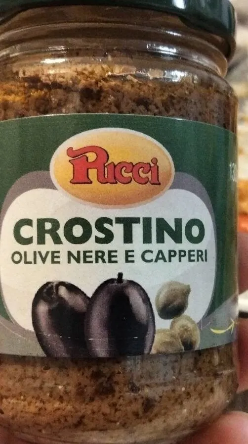 Crostino  olive nere e capperi