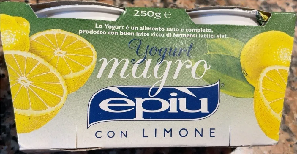 Yogurt magro al limone