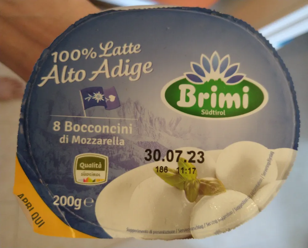 Bocconcini mozzarella