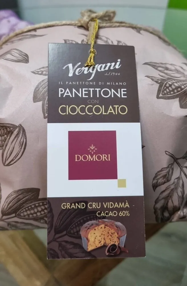 Panettone con cioccolato gran cru vidamà