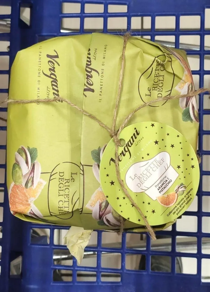 Panettone glassato arancia e pistacchio
