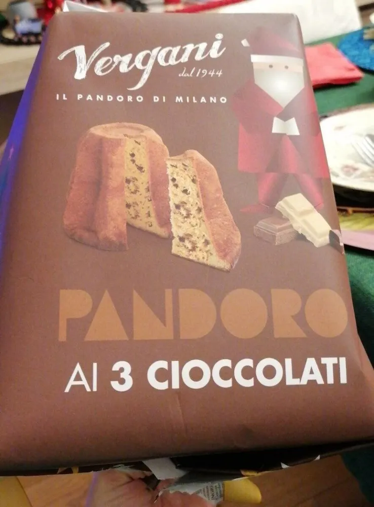 Pandoro ai 3 cioccolati