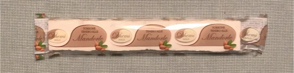 Torrone tenero alle mandorle