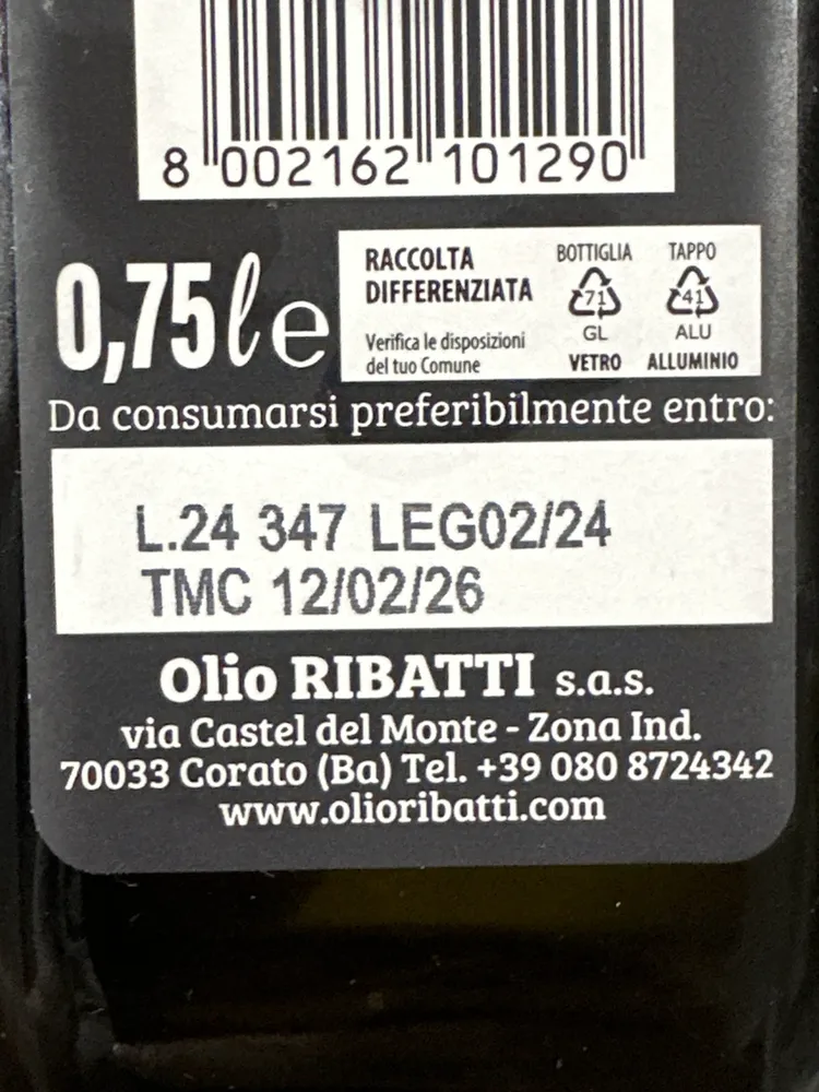 Extra virgin olives oil