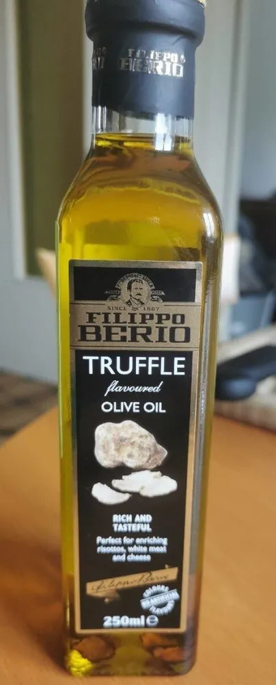 Huile d'olive extra vierge à la truffe
