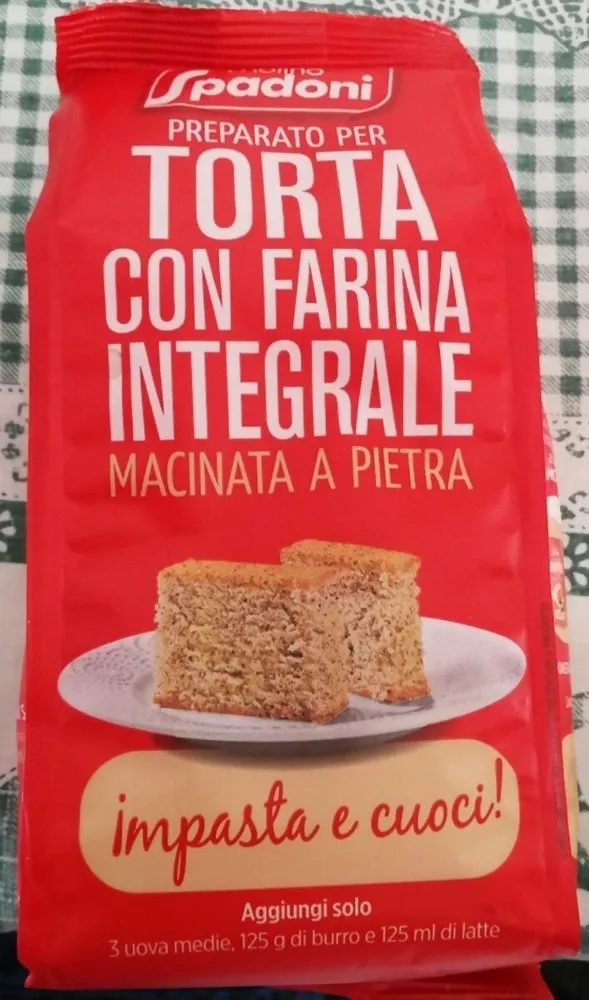 Preparato per torta con farina integrale