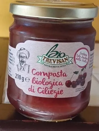 Composta biologica di ciliegie