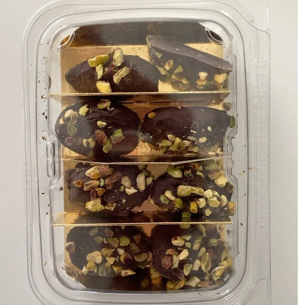 Datteri al cioccolato e granella di pistacchi