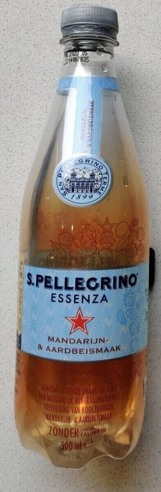 San Pellegrino essenza mandarine et fraise