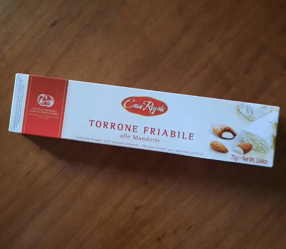 Torrone friabile alle mandorle
