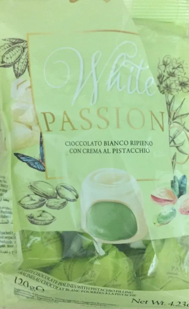 White passion pralines au chocolat blanc fourrees a la pistache