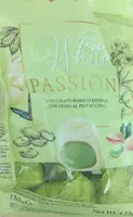 White passion pralines au chocolat blanc fourrees a la pistache