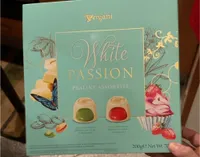White passion praline assortite