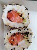 Uramaki mix con riso integrale