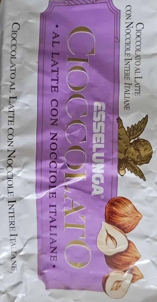 Cioccolato Al Latte Con Nocciole Italiane