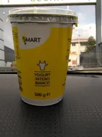 Yogurt intero bianco