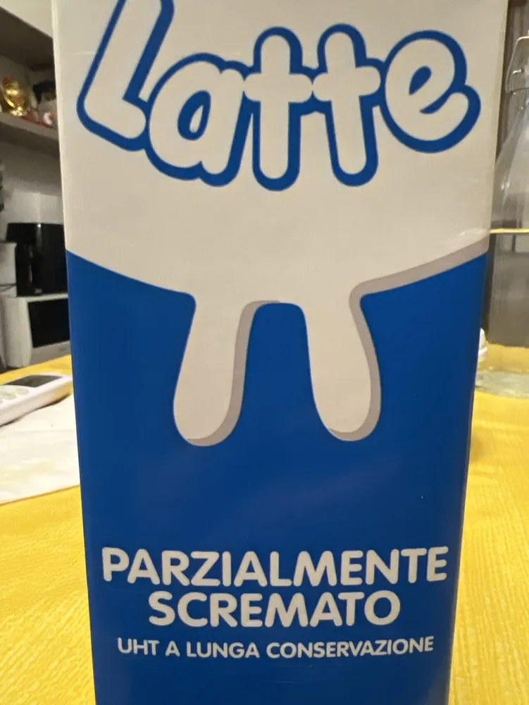 Latte parzialmente scremato