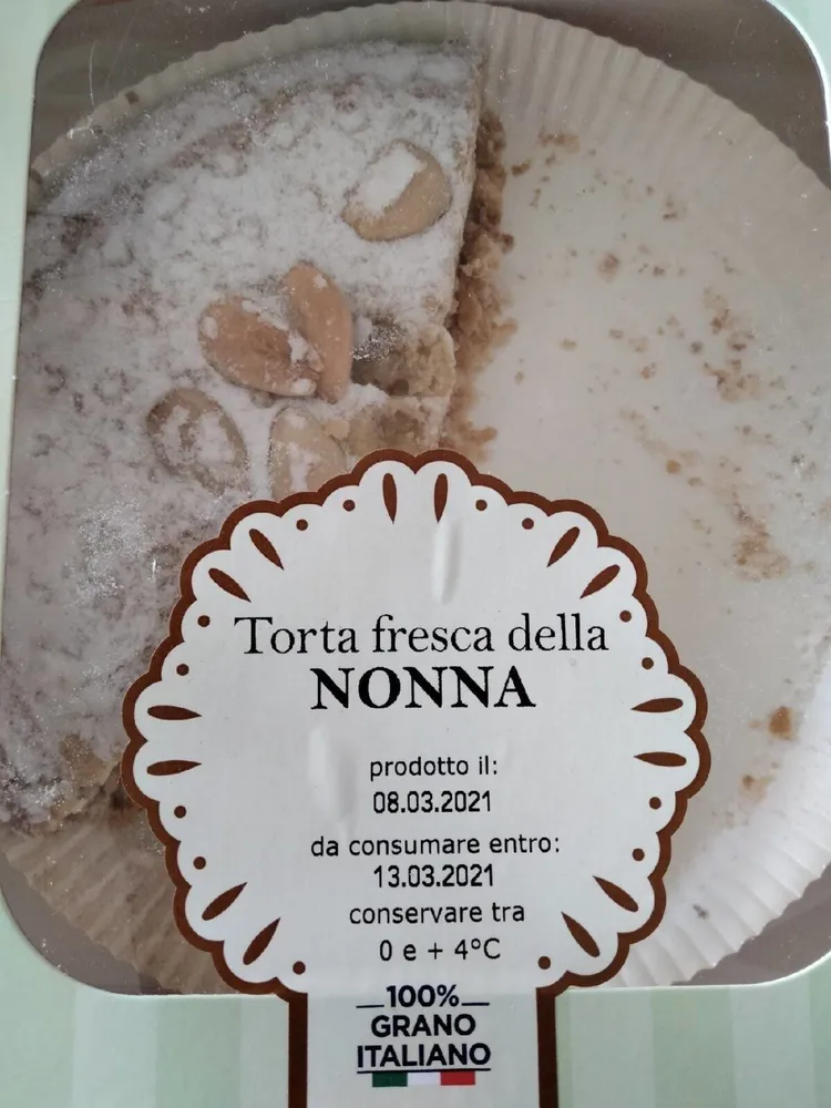 Torta della nonna