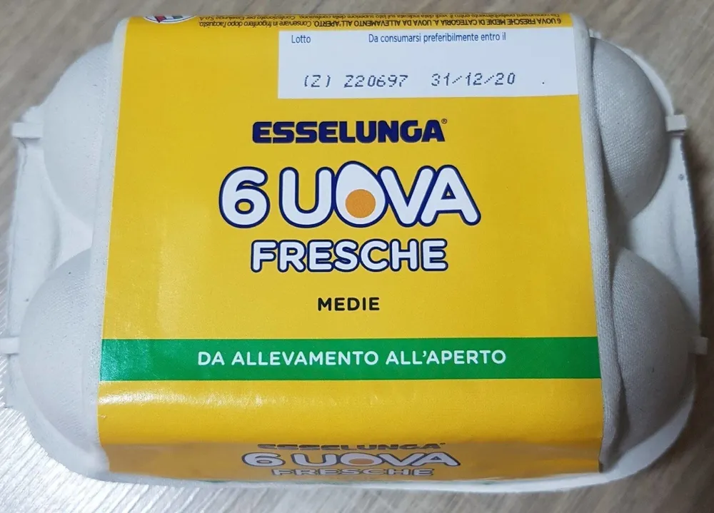 Uova fresche medie - Da allevamento all'aperto