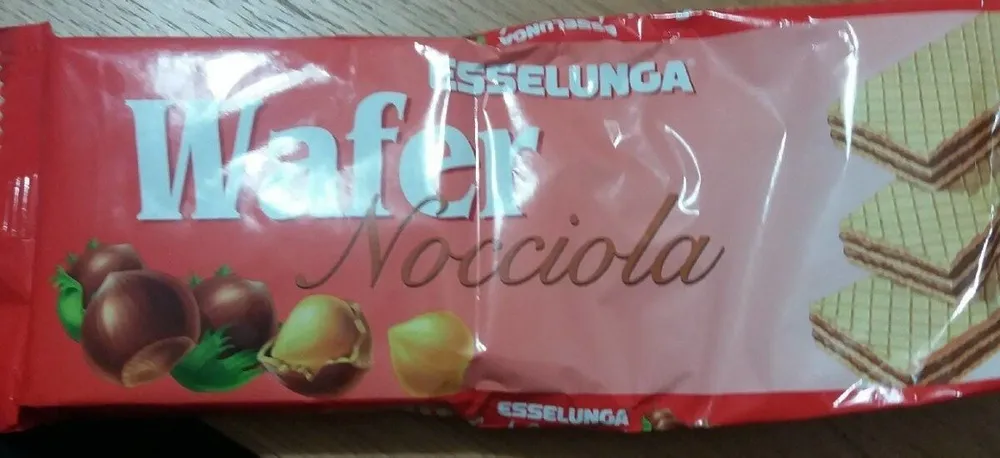 Wafer nocciola