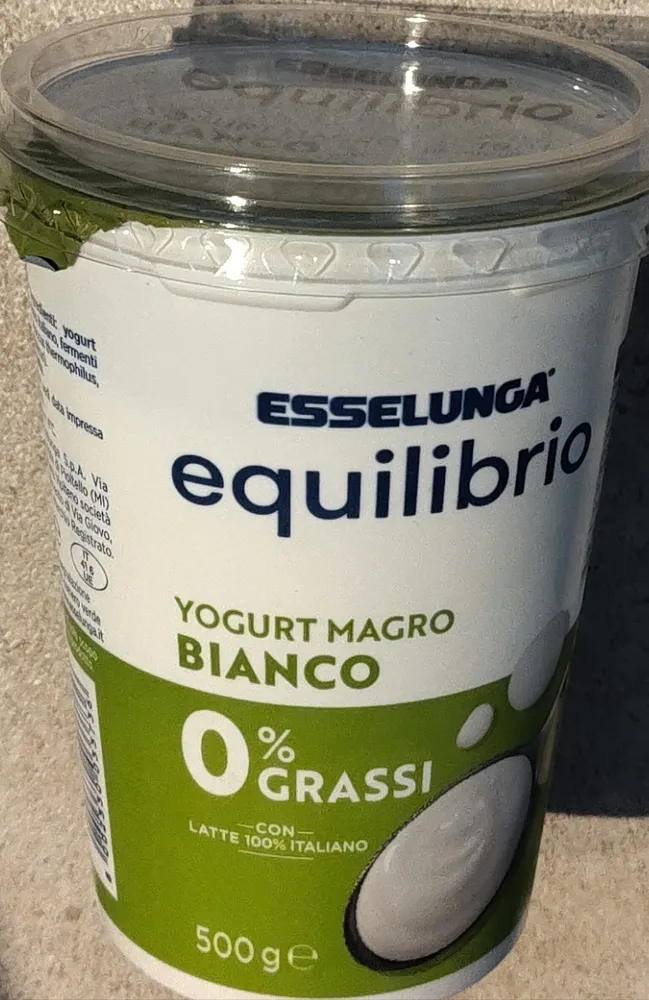 Yogurt magro bianco
