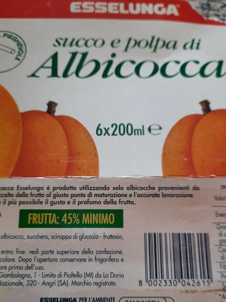 Succo e polpa di albicocca