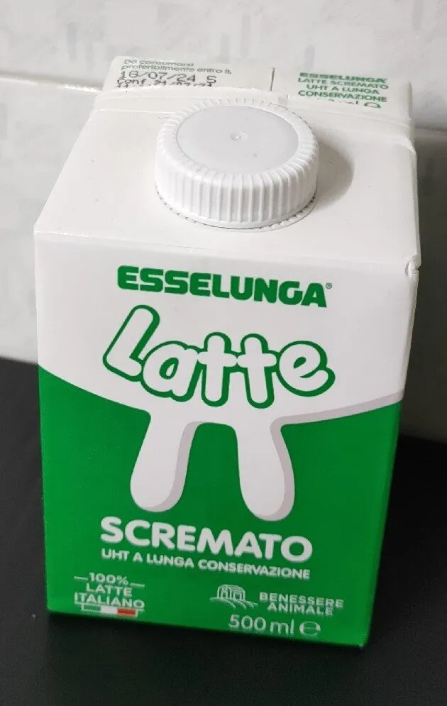 Latte scremato UHT