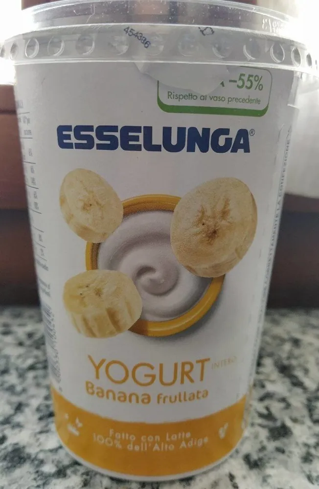 Yogurt banana frullata intero