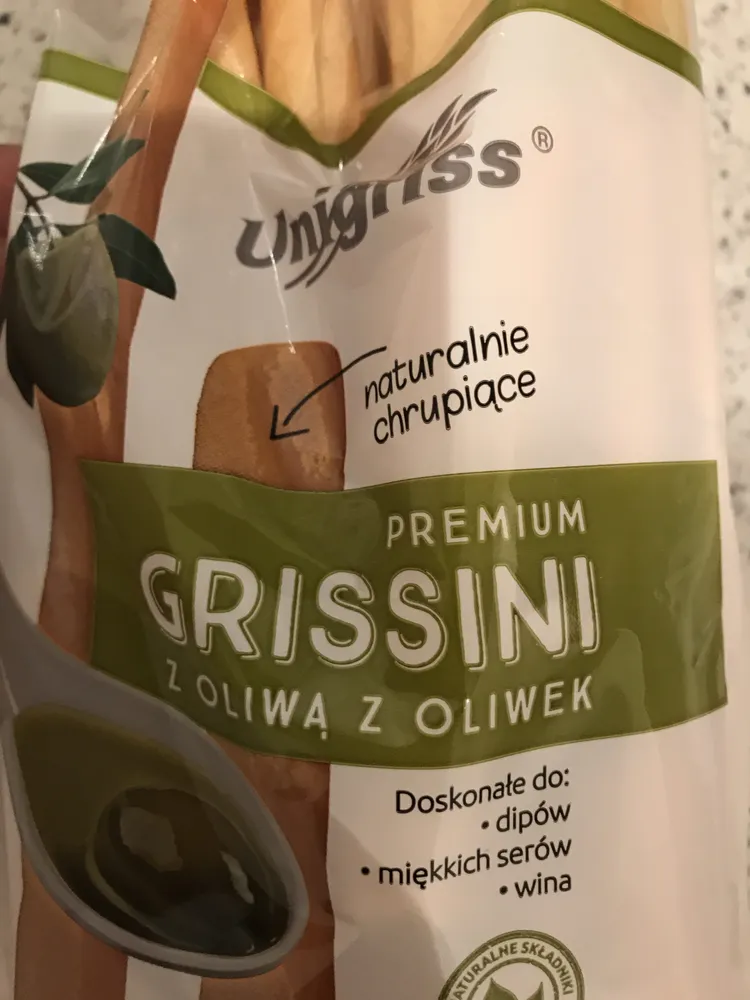 Chrupkie paluchy chlebowe z oliwą z oliwek