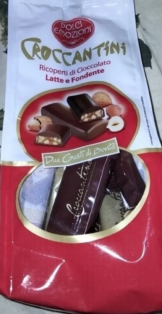 Croccantini) ricoperti di cioccolato latte e fondente