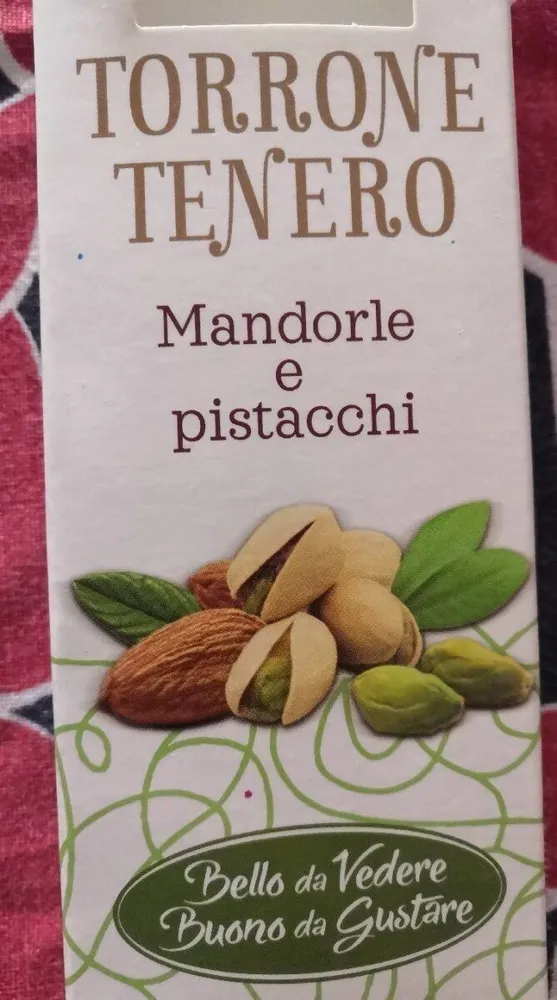 Torrone tenero mandorle e pistacchi.