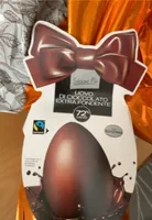Uovo di cioccolato fondente