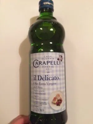 Il delicato olio extra vergine di oliva litro