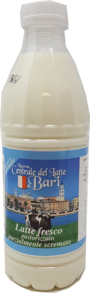 Latte fresco parzialmente scremato pet