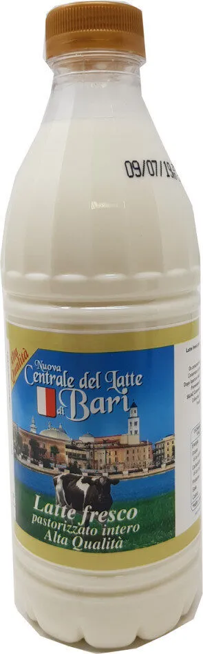 Latte fresco alta qualita pet