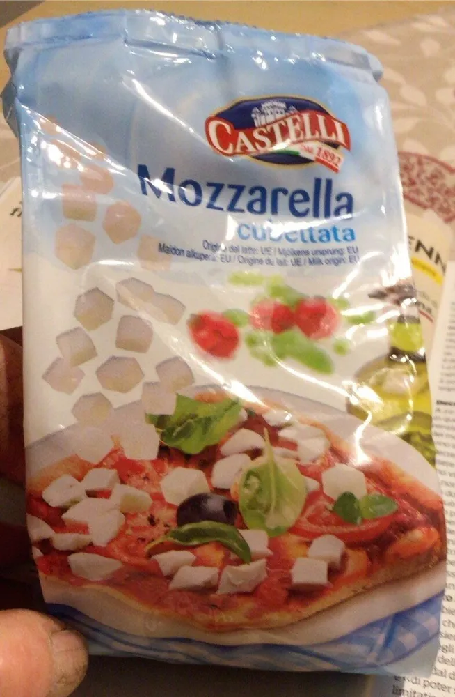 Mozzarella cubettata