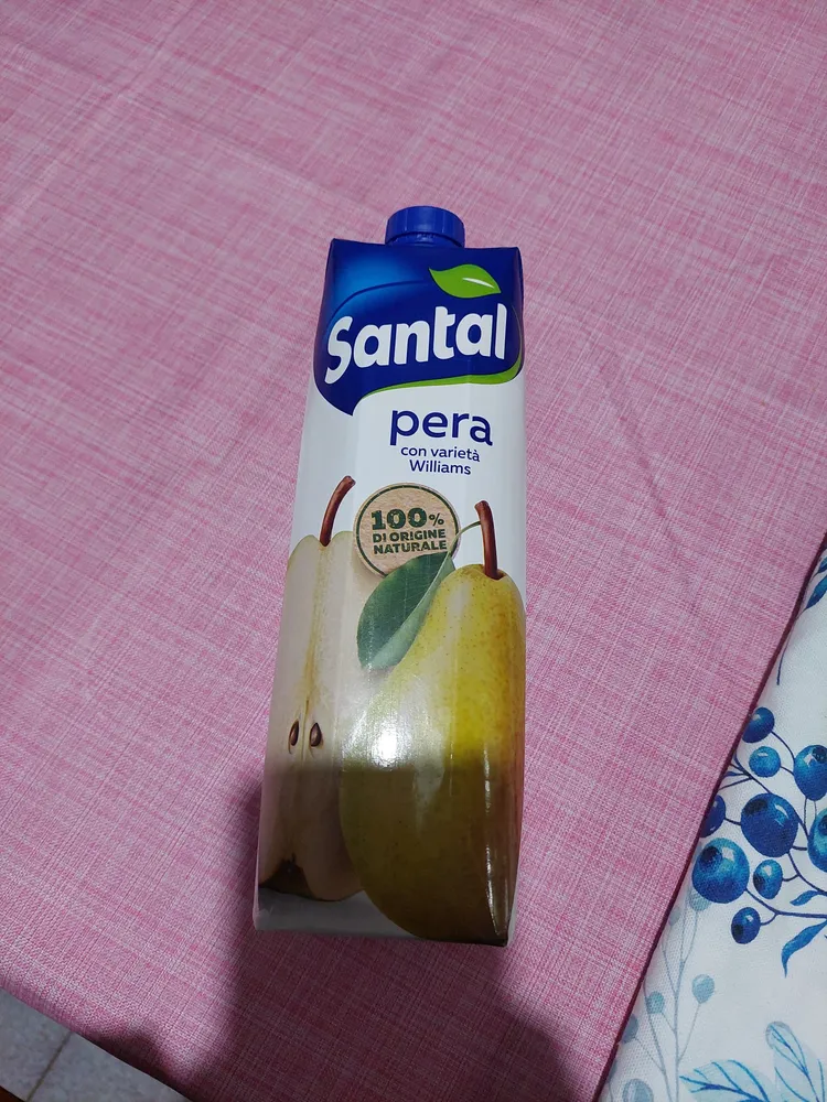 Bevanda a base di purea di Pera da concentrato (frutto: 50% minimo)