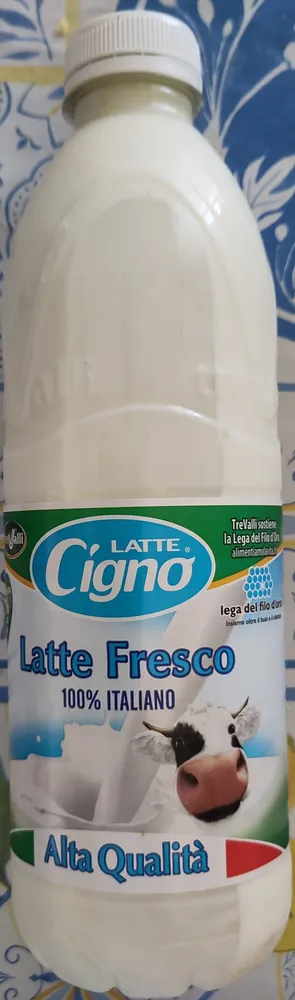 Latte fresco pastorizzato di alta qualità intero omogeneizzato