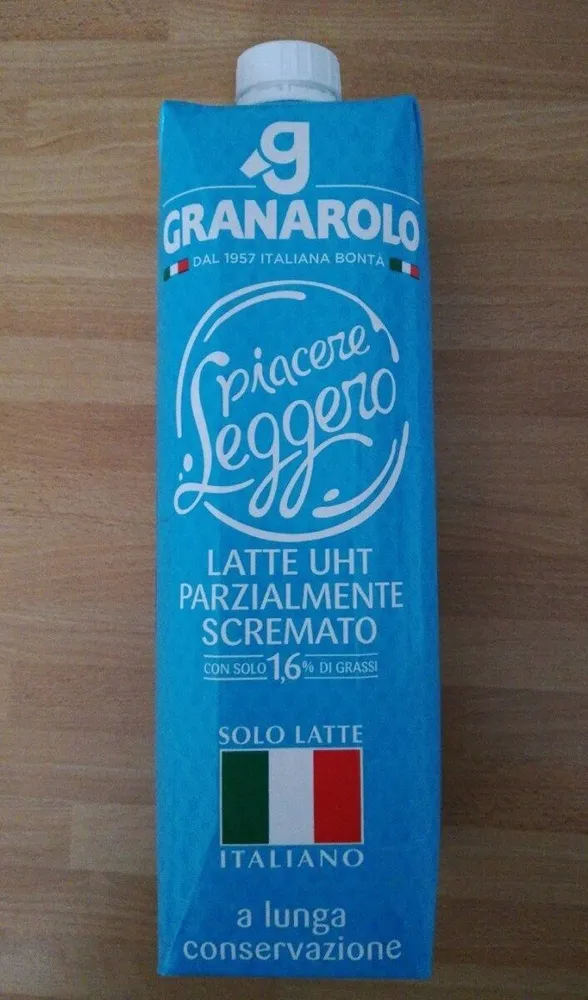 Latte UHT Parzialmente Scremato