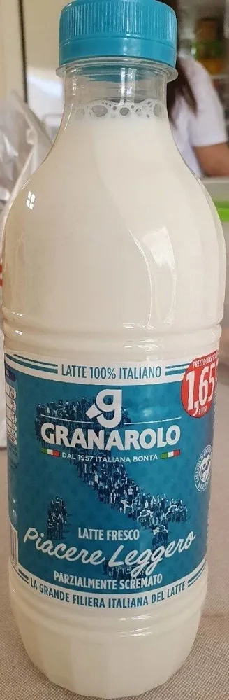 latte fresco parzialmente scremato