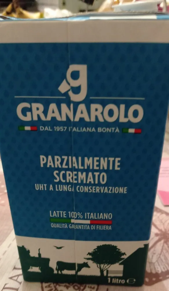Latte PARZIALMENTE SCREMATO
