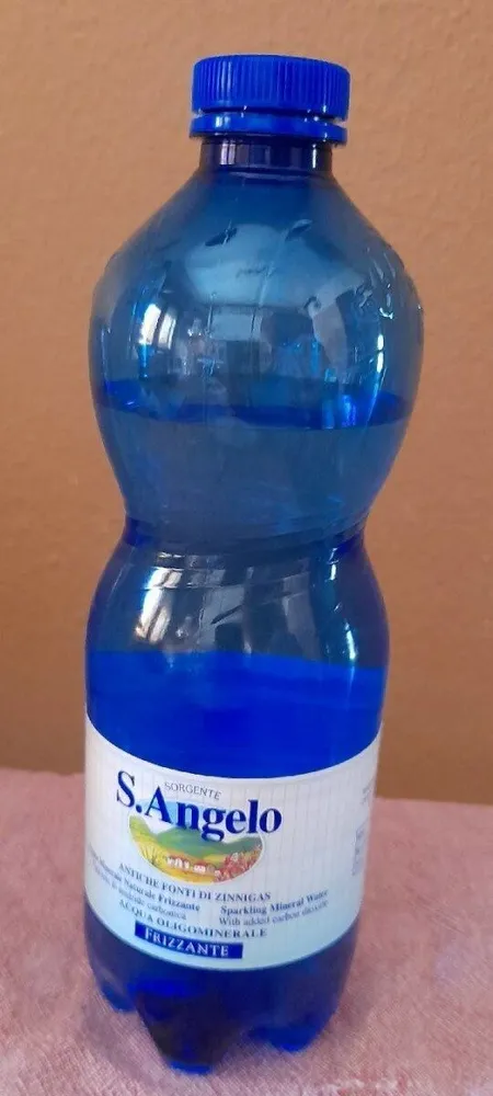 Acqua frizzante