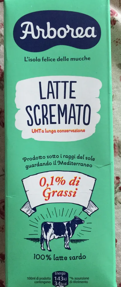 Latte scremato UHT