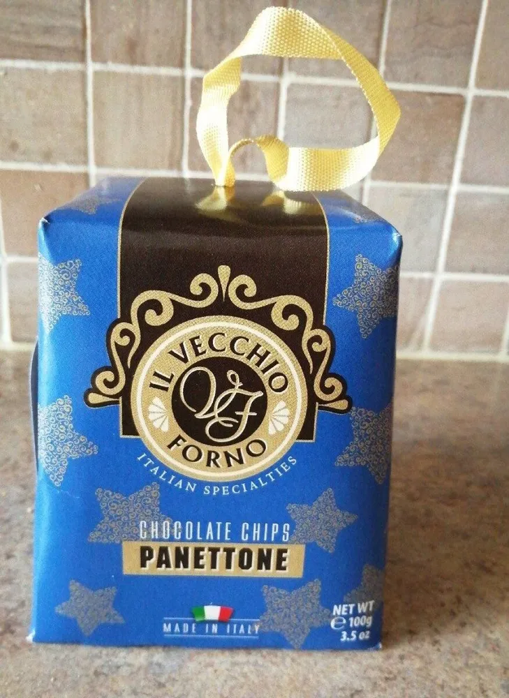 Chocolate chips panettone