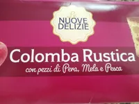 Colomba rustica con pezzi di pera, mela e pesca